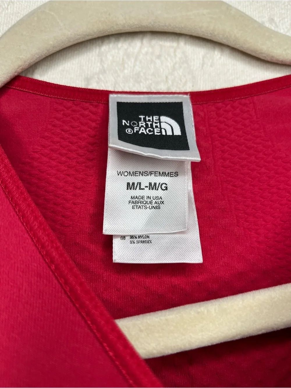 The North Face VaporWick Women’s M/L Active T-Shirt - Picture 3 of 5